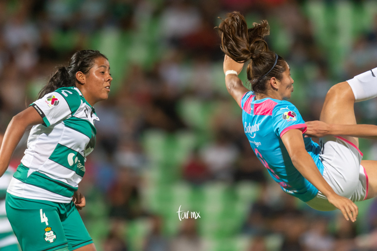 Fotos del Santos vs Monterrey femenil