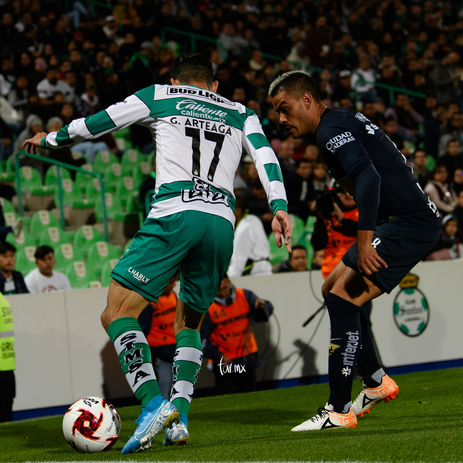 Gerardo Arteaga, Pablo Barrera, Santos vs Pumas J4 C2020 ...